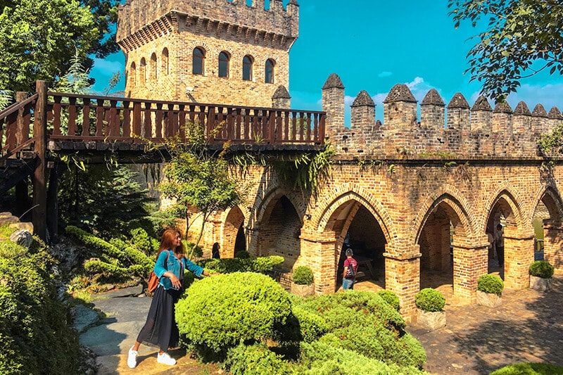 Lâu đài Tân Xa du lịch Đài Loan